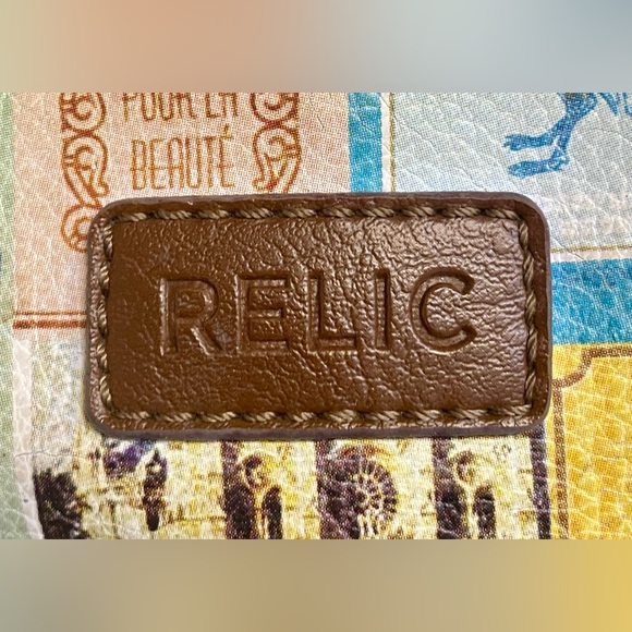 RELIC Paris inspired Crossbody Bag; adjustable strap, Perfect condition. - Picture 6 of 7